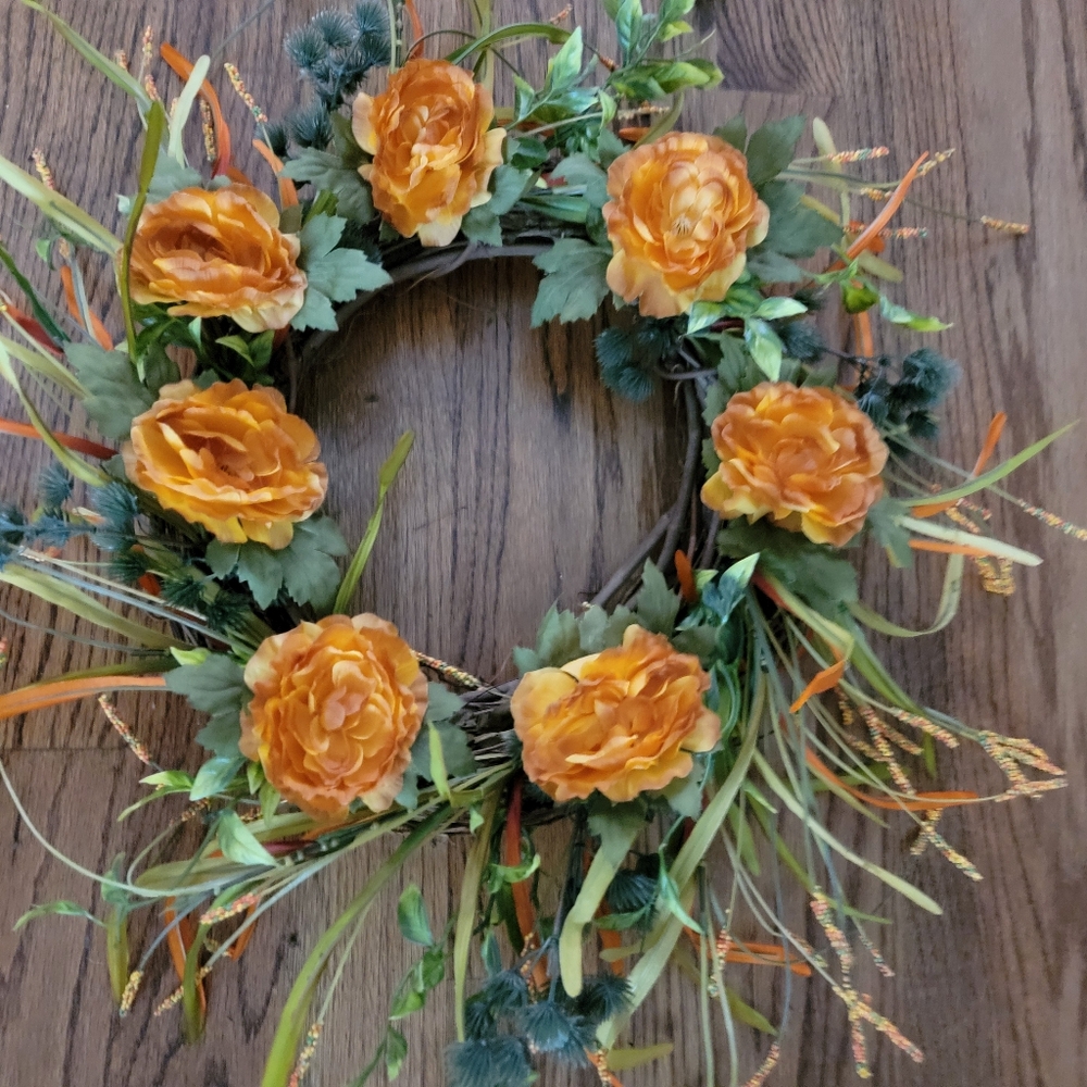 Fall wreath, gorgeous orange and green